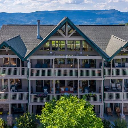 Tanasi Lodge - Reunions, Retreats, Weddings, Family Getaways Sevierville Exteriör bild