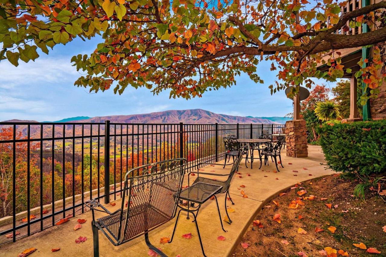 Tanasi Lodge - Reunions, Retreats, Weddings, Family Getaways Sevierville Exteriör bild