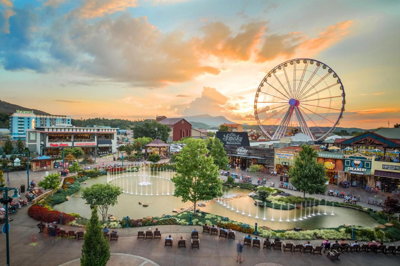 Tanasi Lodge - Reunions, Retreats, Weddings, Family Getaways Sevierville Exteriör bild